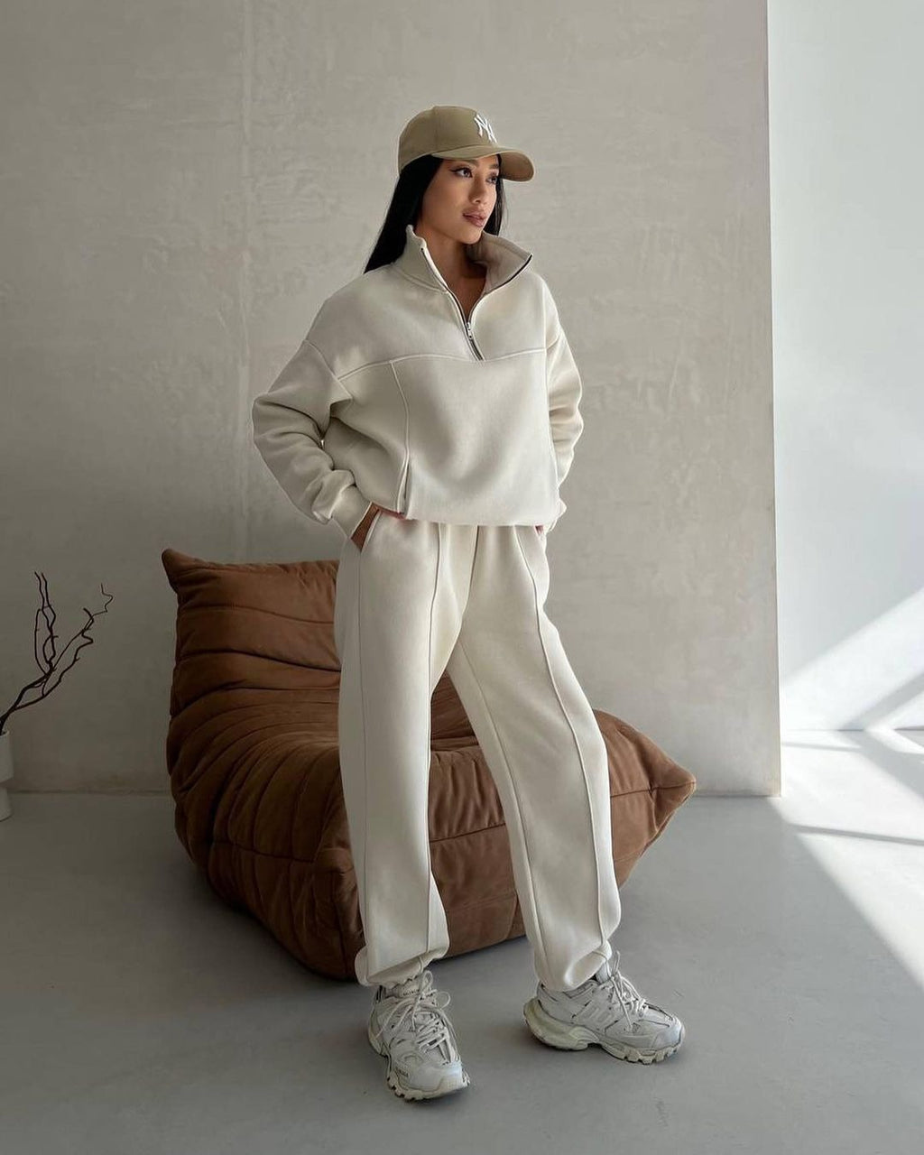 Loose and casual, thickened long-sleeved stand-up collar sweatshirt and long pants