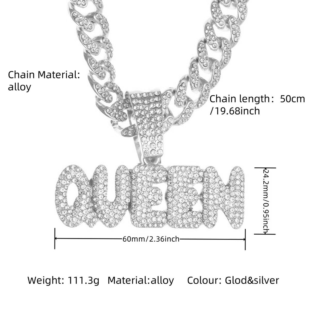 The QUEEN English letter pendant is adorned with Cuban cha