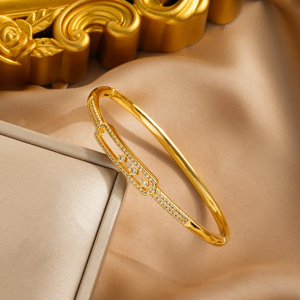 Zircon inlaid bracelet