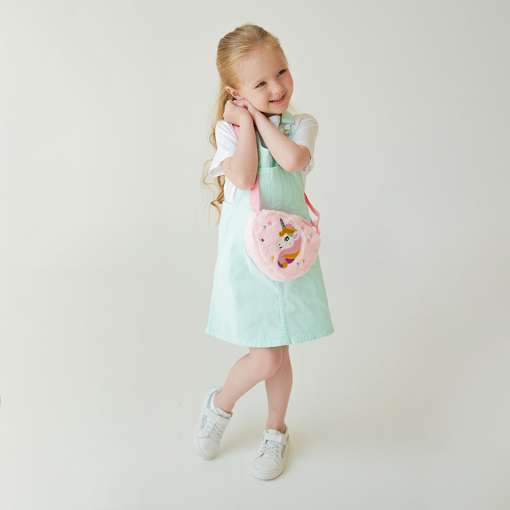 Children's heart-shaped unicorn cartoon single-shoulder bag, plush heart-shaped crossbody bag, kindergarten girls' candy storage bag